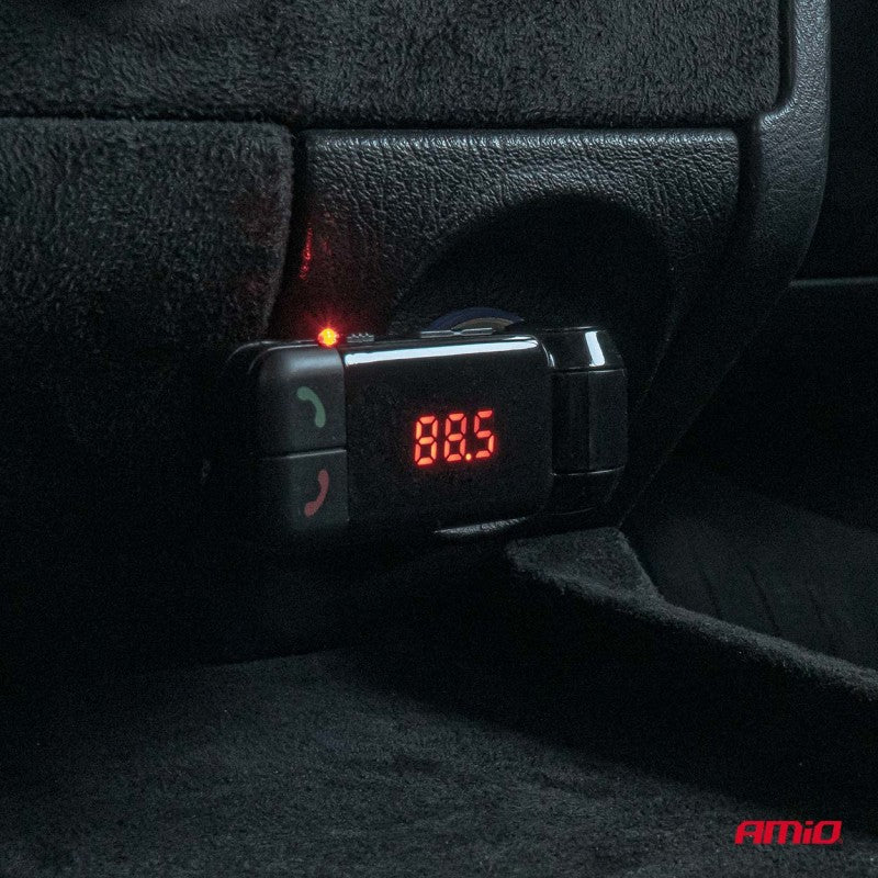 Modulator FM auto pliabil 2×USB-A 12V 24V AMIO-04650