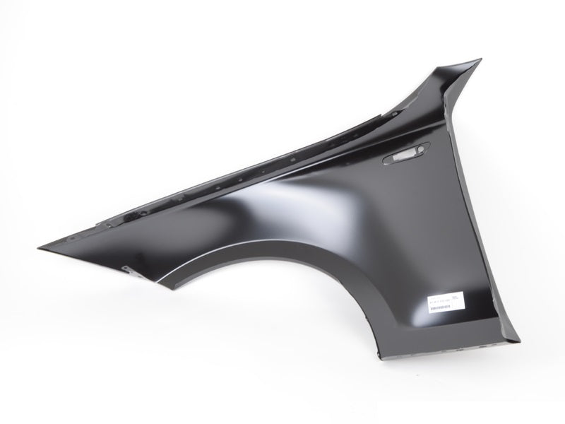 Aripa fata dreapta BMW Seria 1 E87 2003-2013