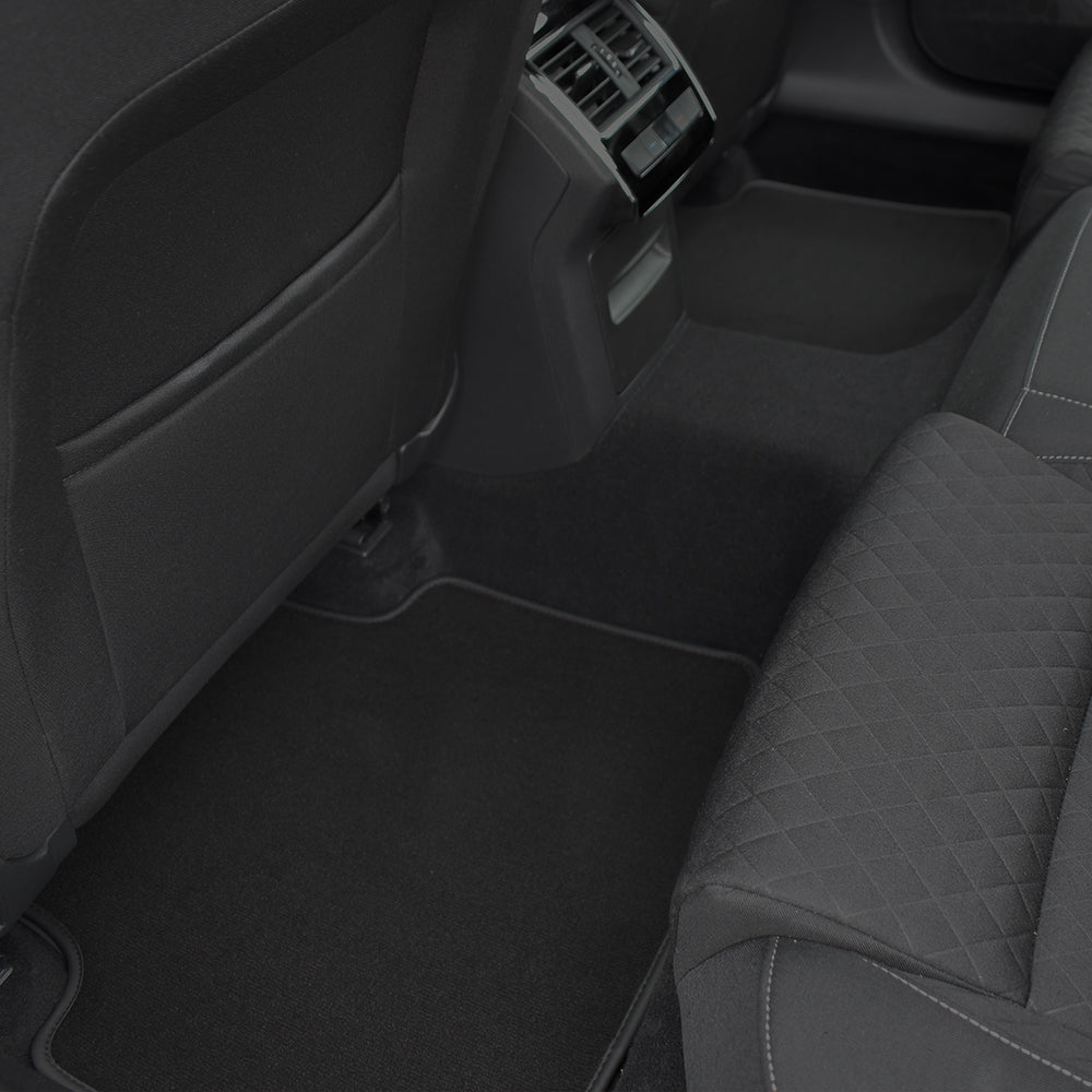 SET COVORASE AUTO MOCHETA UMBRELLA PENTRU BMW 7 [G11](2015-2019)