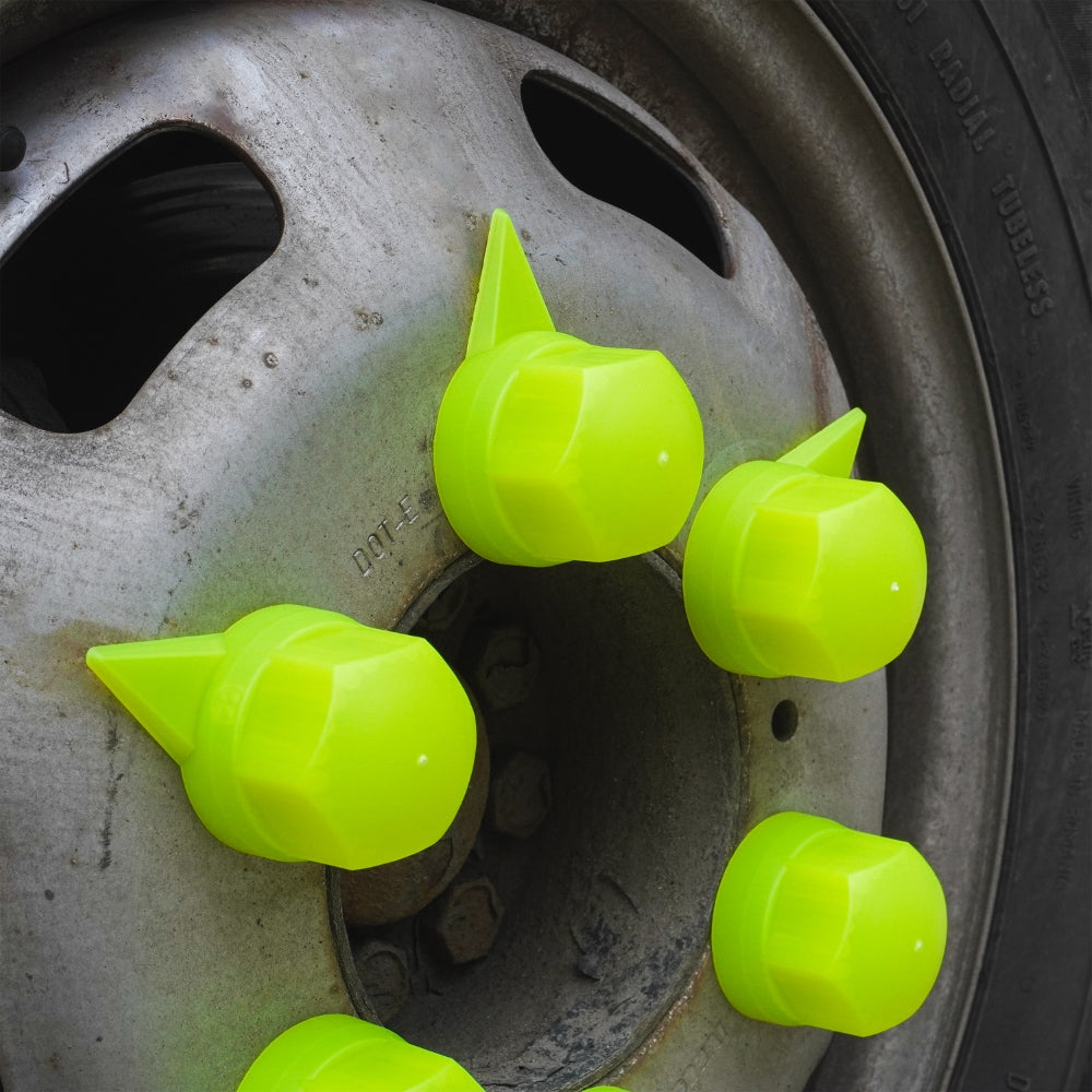 10 DARABOS MŰANYAG BORÍTÓ KÉSZLET KERÉKAGYHOZ IRÁNYJELZŐVEL 33 MM NEON SÁRGA 54,5 MM