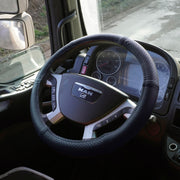 HUSA VOLAN PIELE NATURALA SEMI PERFORATA NEGRU 44-46 CM