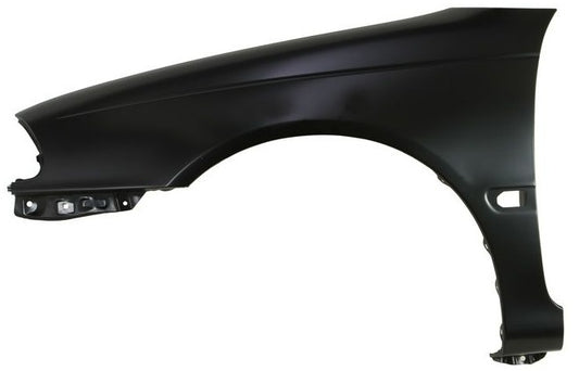 Aripa față stânga Blic Toyota Avensis 1997-2003