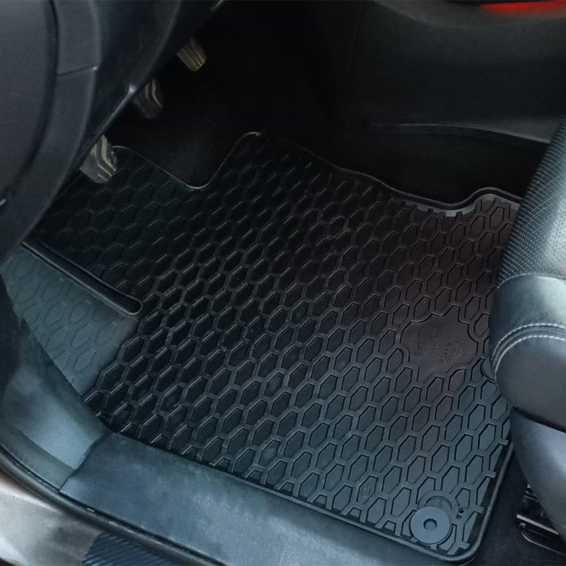 SET COVORASE AUTO CAUCIUC UMBRELLA PENTRU FORD CUSTOM TOURNEO / CUSTOM TRANSIT (2013-2021)  TRANSIT (2014-) - 3 PCS