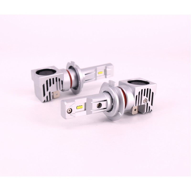 Set 2 becuri auto H7-M6 12V -24V  CANBUS