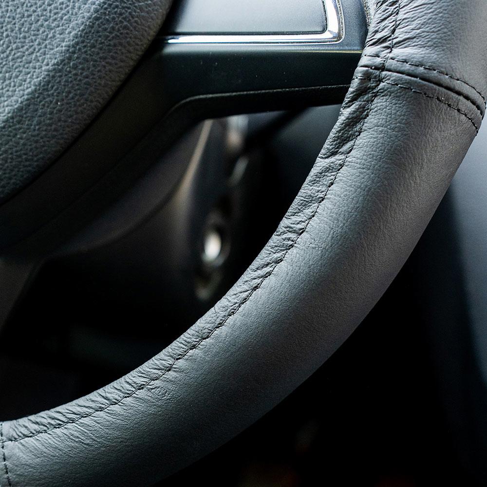 HUSA VOLAN PIELE NATURALA NEGRU 39-41 CM