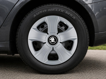 Set 4 Capace Roti 15 inchi (R15) Bis Gri, Compatibile Cu Skoda Nou