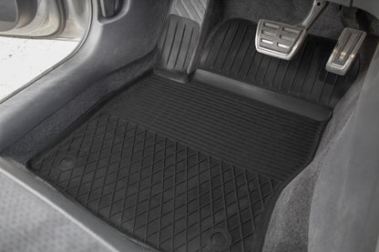 Covorase Presuri Auto Cauciuc Universale Seat CORDOBA II 2003-2009 | Seat IBIZA III 2002-2008 | Skoda FABIA I 1999 - 2007 | VW POLO IV 2001-2009