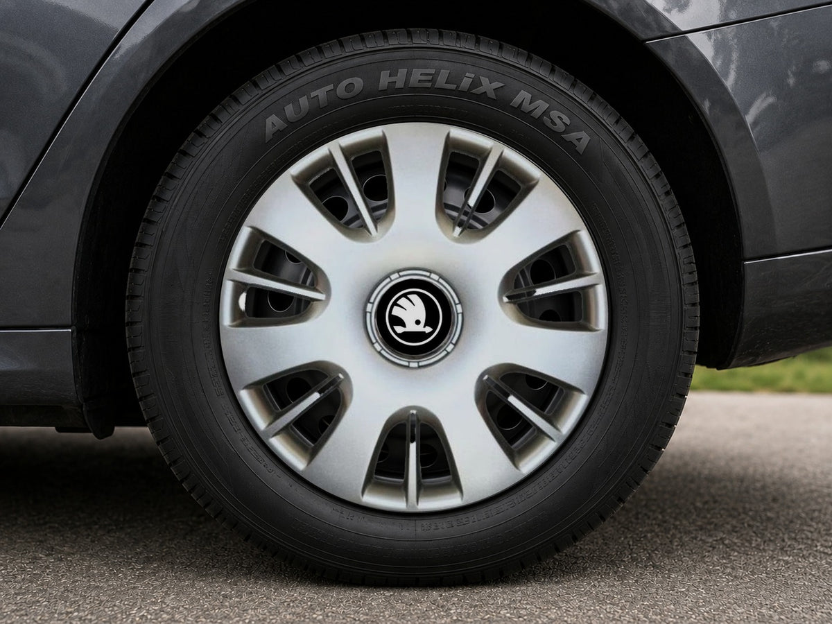 Set 4 Capace Roti Creative Rey R15, Potrivite Jantelor de 15 inch, pentru Skoda Nou, Model 222