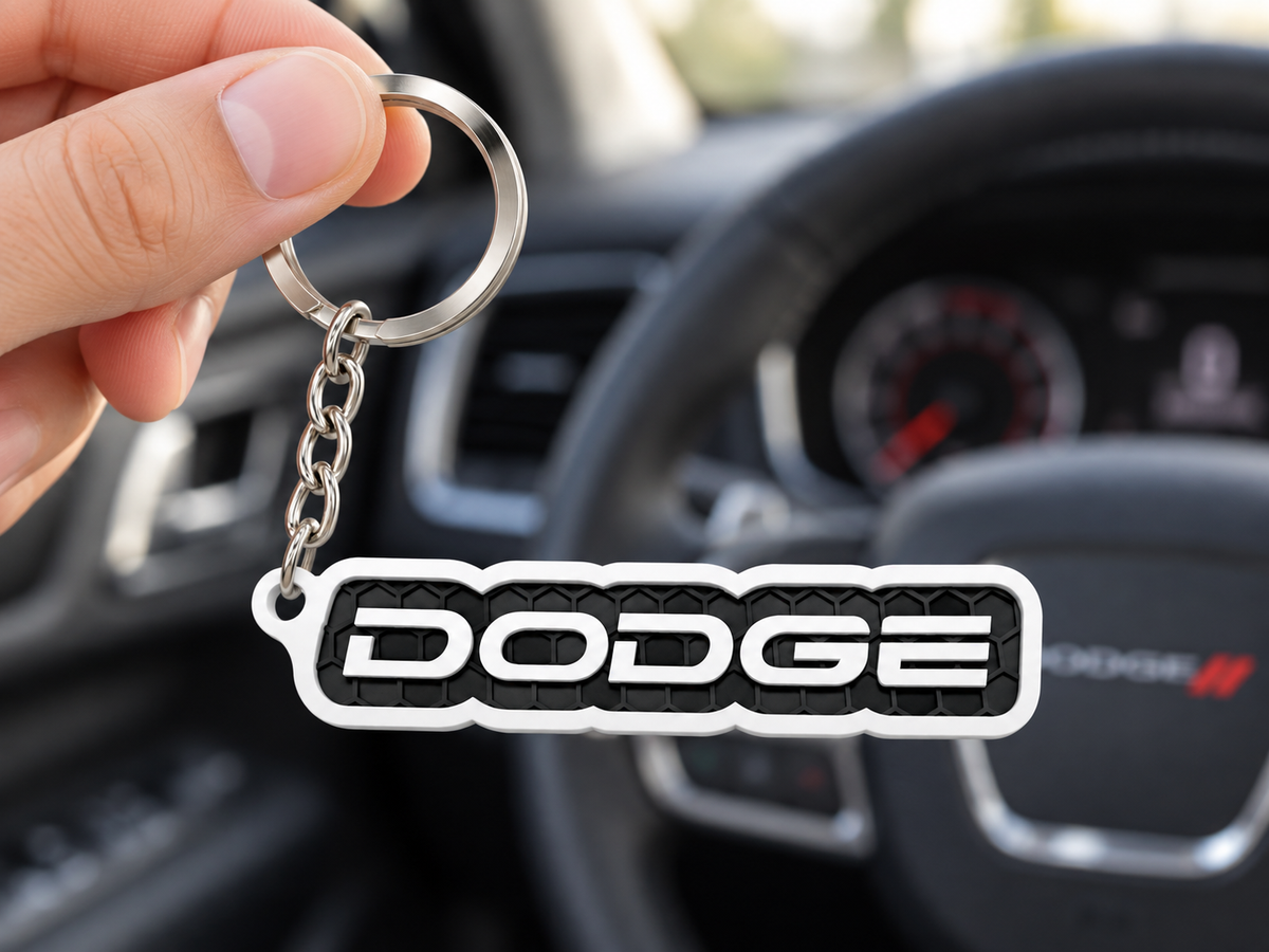 Breloc auto Dodge cu lanț și inel