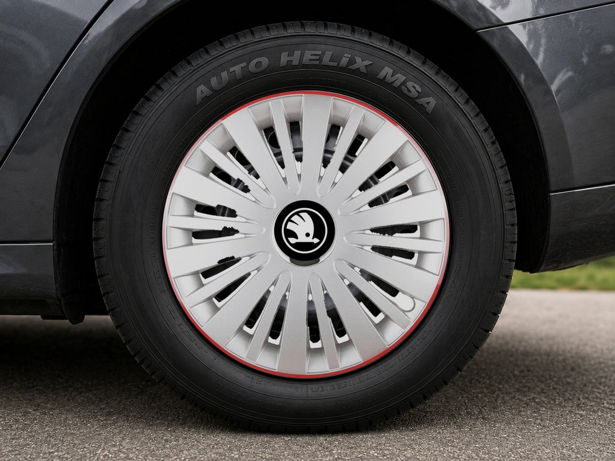 Set 4 Capace Roti, potrivite jantelor de R14, pentru Skoda Nou, model falcon argintiu cu rama rosie