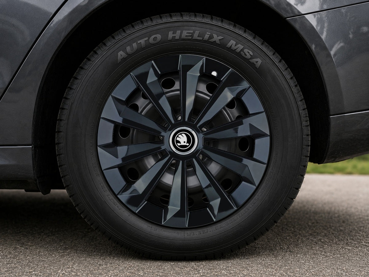Set 4 Capace Roti 15 inchi (R15) Fame Negru, Compatibile Cu Skoda Nou