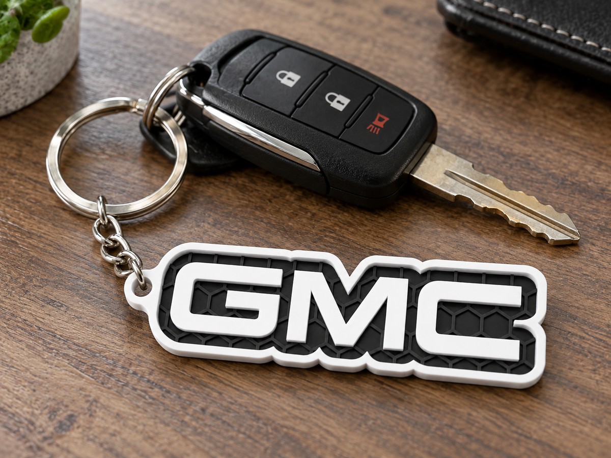 Breloc auto GMC cu lanț și inel