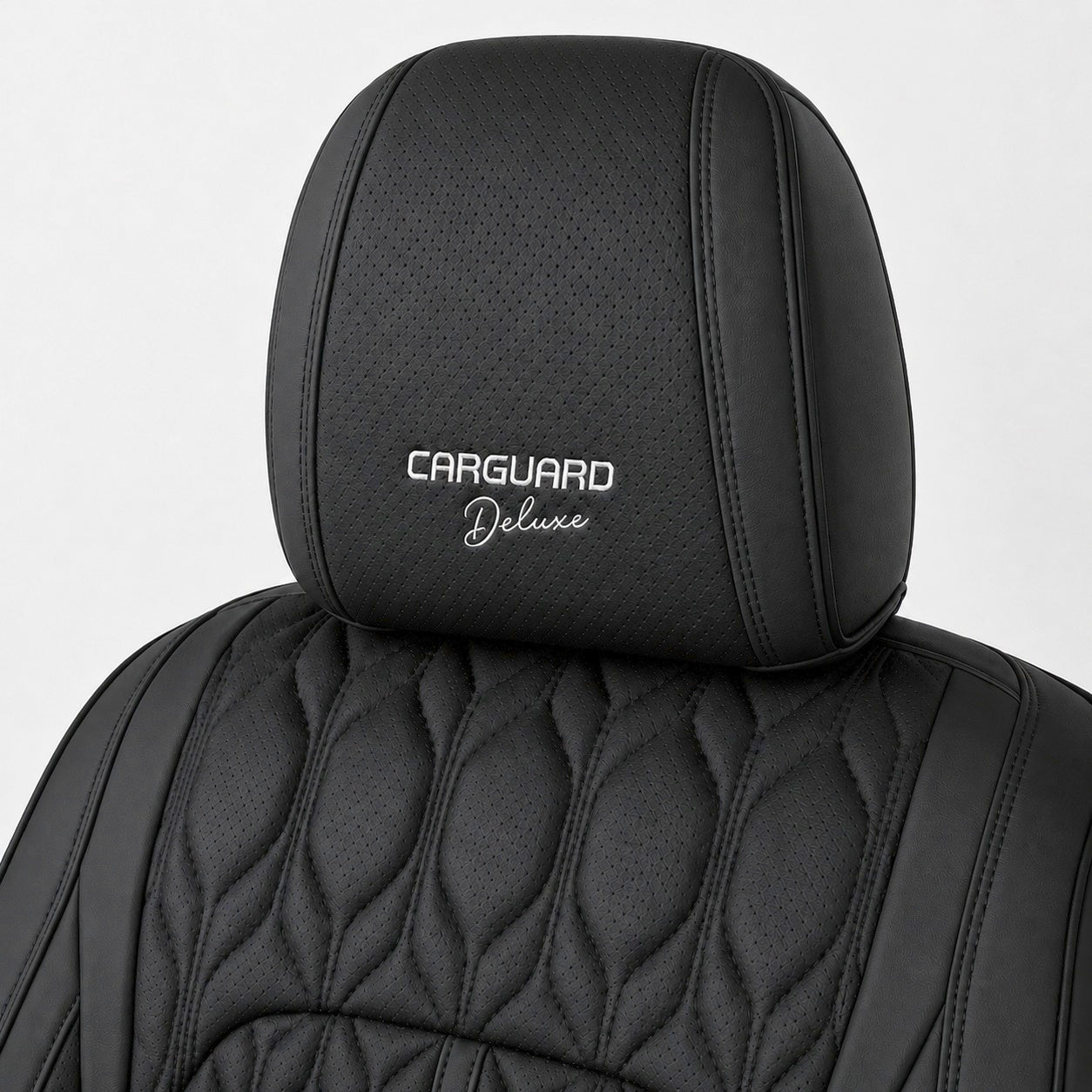 Huse auto premium 5 locuri Carguard Deluxe piele ecologică perforată - negru