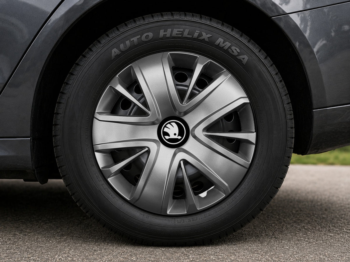 Set 4 capace roti potrivite jantelor de 15 inch (R15) compatibile gama SKODA NOU model - 428