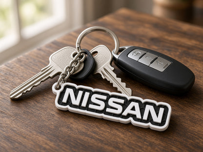 Breloc auto Nissan inscripție cu lanț și inel