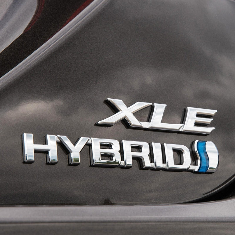 Emblema Hybrid 3D pentru Toyota, crom cu albastru, dimensiuni 15x2cm