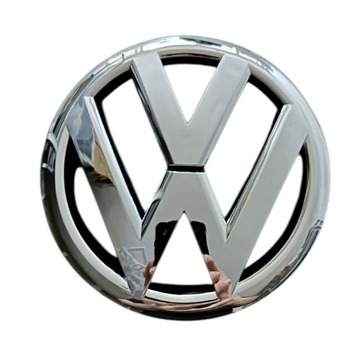 Emblema Fata pentru Volkswagen Golf 6 2008-2013, prindere in grila radiator, 135mm