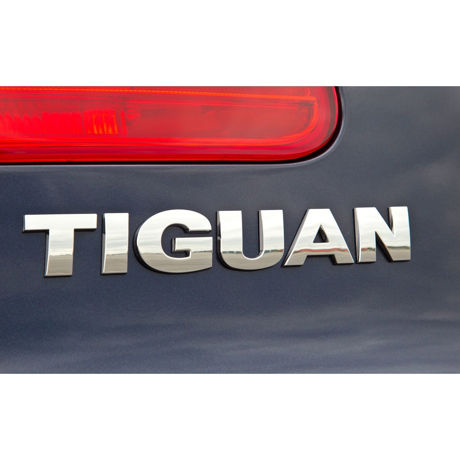 Emblema Tiguan spate Volkswagen, culoare chrom