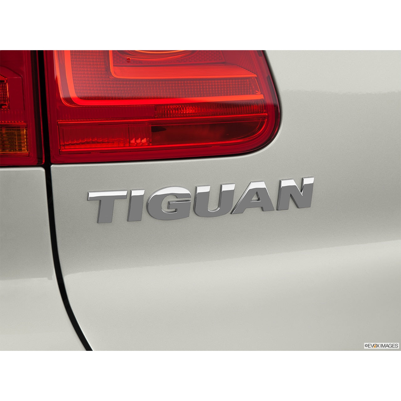 Emblema Tiguan spate Volkswagen, culoare chrom