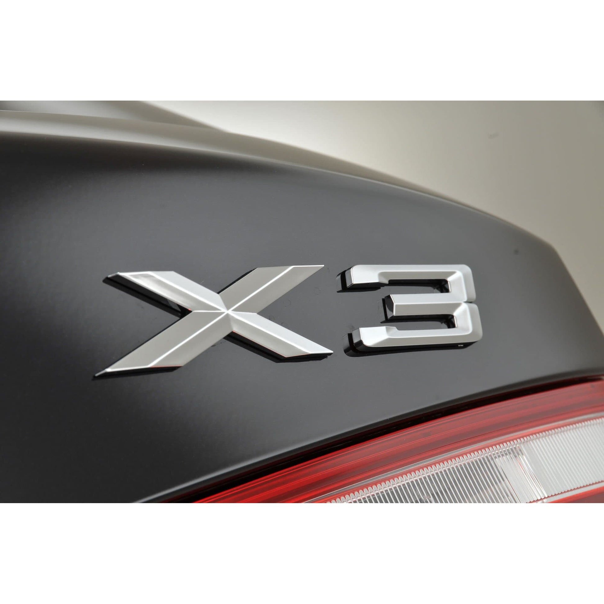 Emblema X3, pentru spate portbagaj BMW