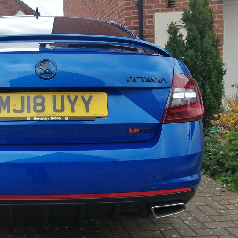 Emblema Octavia pentru Skoda, negru