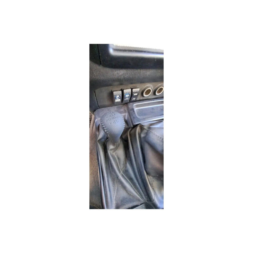 Maner schimbator din plastic compatibil Nissan Patrol GU Y61 1997–2016 Cod: SC-147