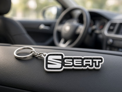 Breloc auto Seat inscripție cu lanț și inel