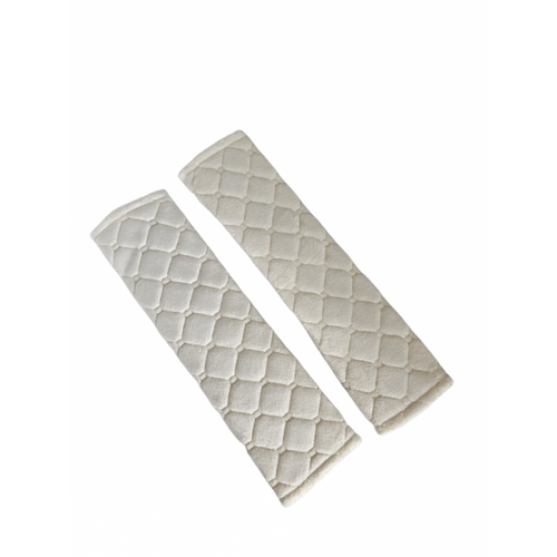 Set 2 protectii centura siguranta, copii si adulti, material neopren/plus, 26 x 6.5 cm, ALB