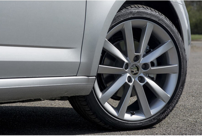 set 4 Capace Janta Aliaj Skoda 52MM Interior - 56MM Exterior Negru Cu Argintiu