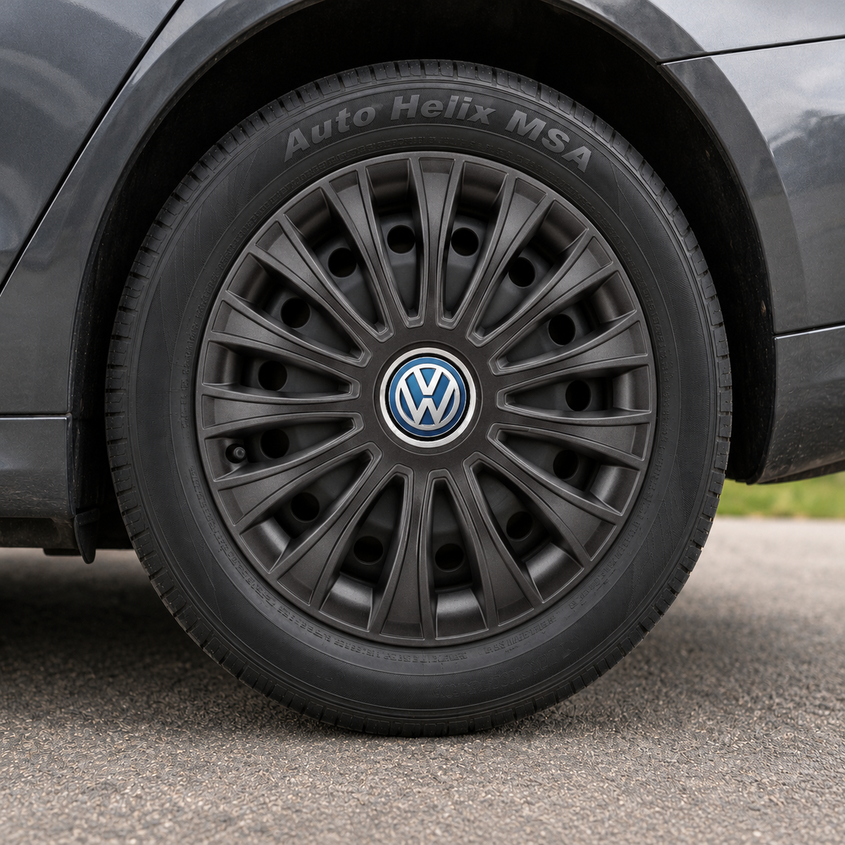 Set 4 Capace Roti 15 inchi (R15) Dino Negru, Compatibile cu Volkswagen