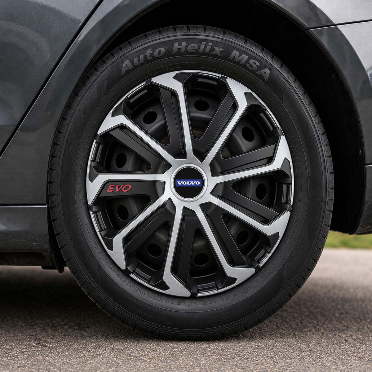 Set 4 Capace Roti Evo Gri-Negru R15, pentru VOLVO