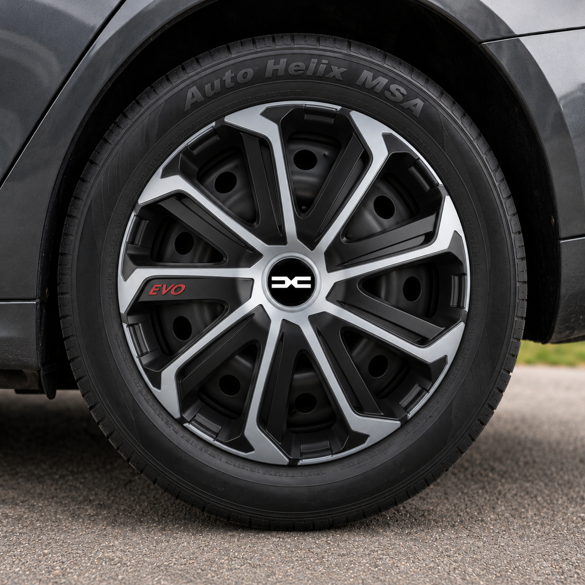 Set 4 Capace Roti Evo Gri-Negru R16, pentru Dacia Nou