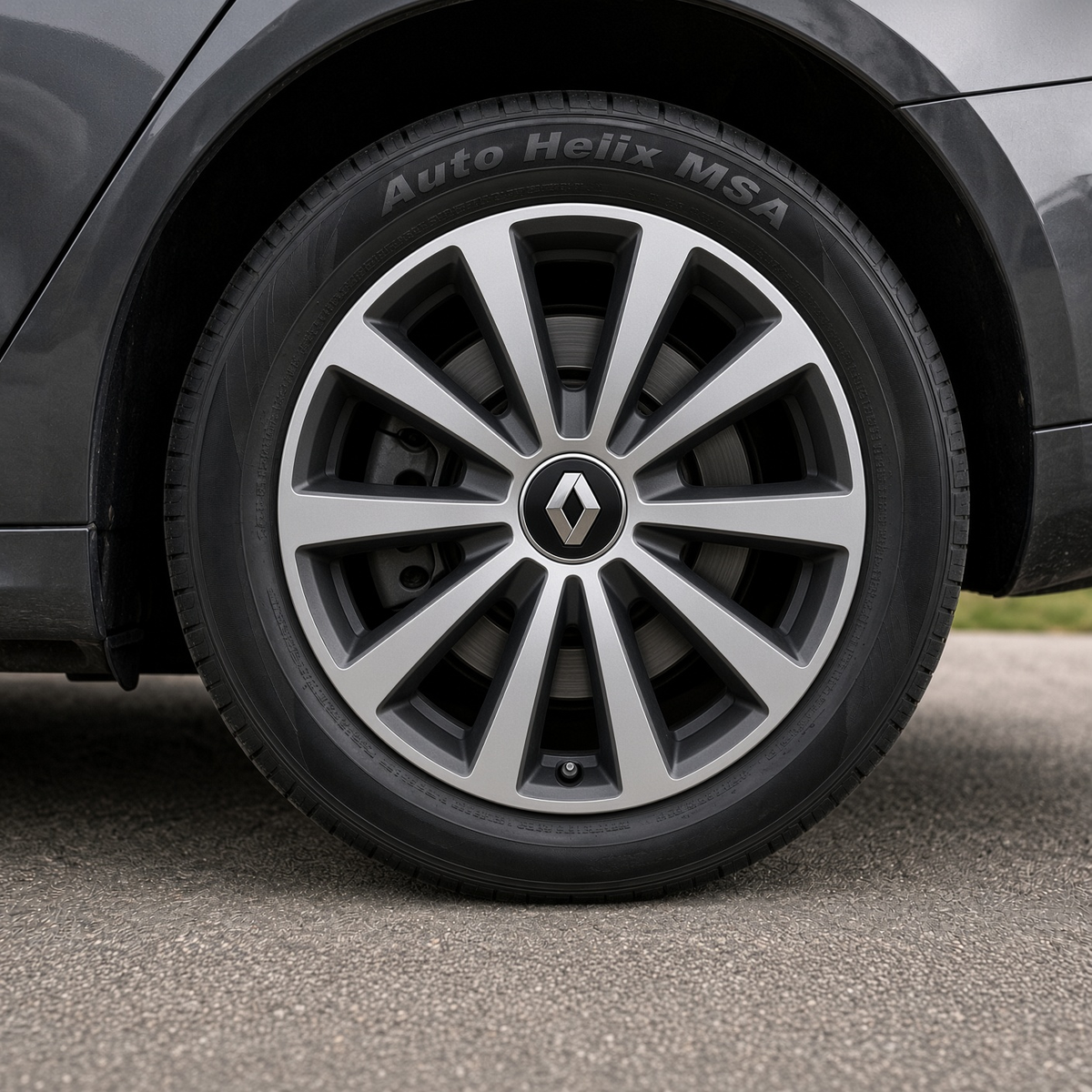 Set 4 Capace Roti 15 inchi (R15) Fame Gri-Negru, Compatibile Cu Renault