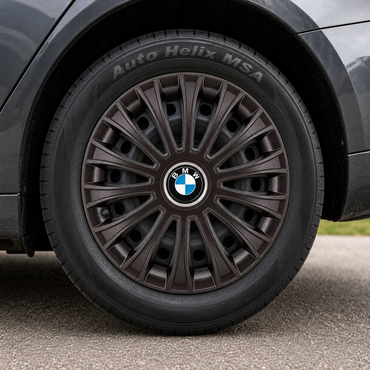 Set 4 Capace Roti, potrivite jantelor de R14, pentru BMW, model dino Negru