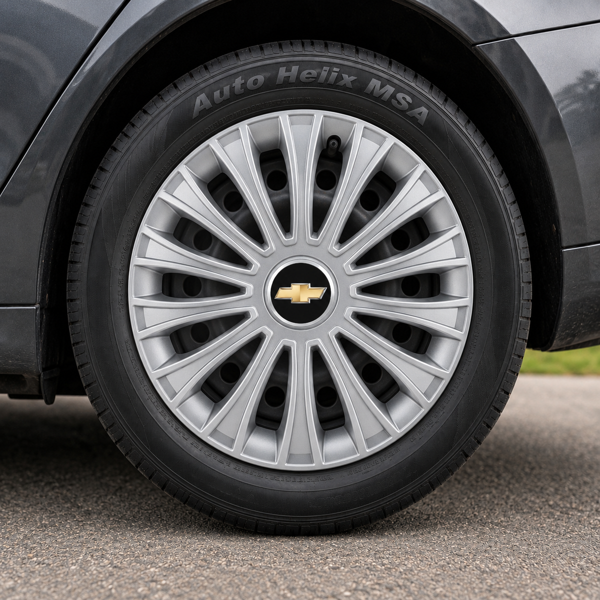 Set 4 Capace Roti, potrivite jantelor de R14, pentru Chevrolet, model dino cromat