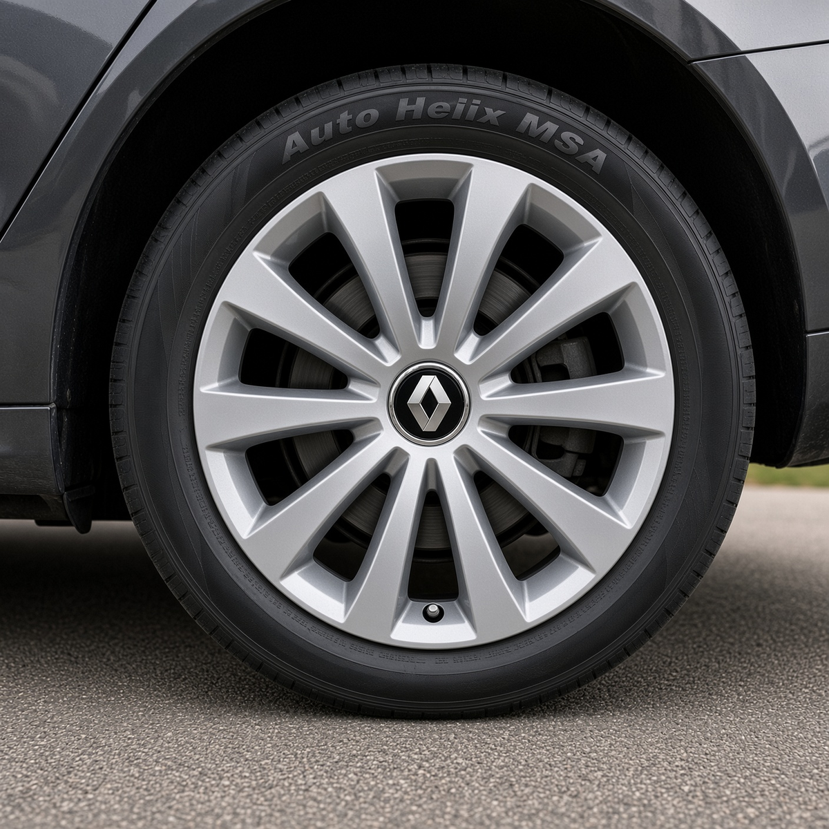 Set 4 Capace Roti 14 inchi (R14) Fame Gri, Compatibile Cu Renault