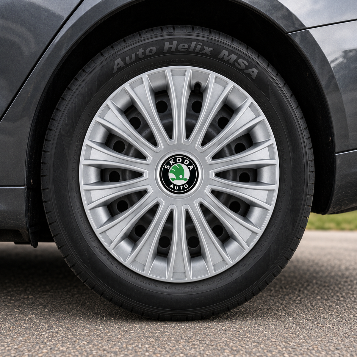 Set 4 Capace Roti, potrivite jantelor de R14, pentru Skoda, model dino cromat