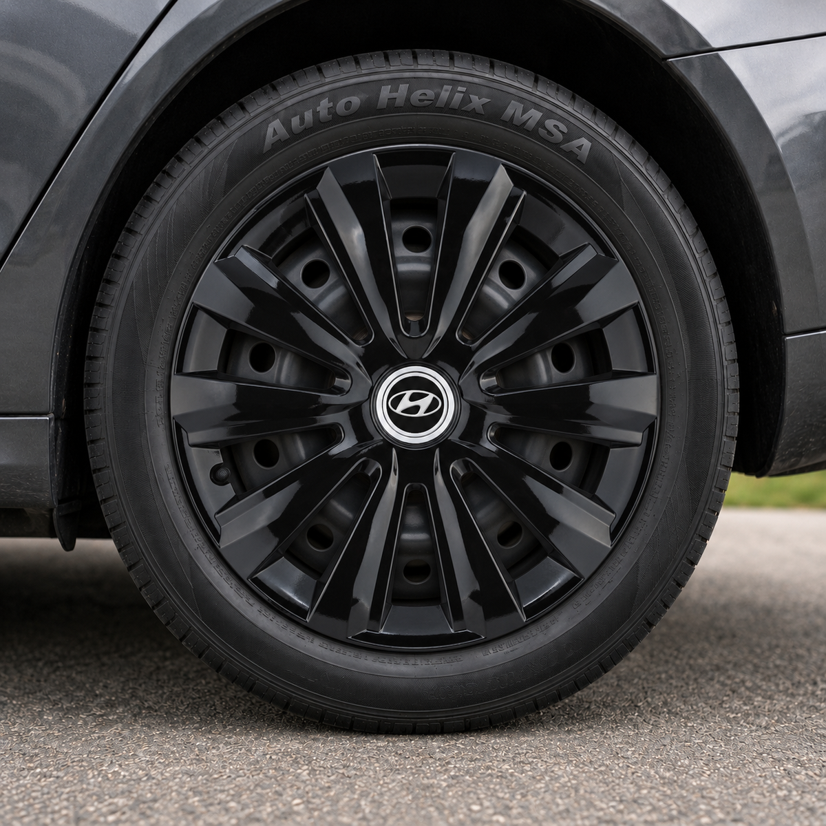 Set 4 Capace Roti, potrivite jantelor de R15, pentru Hyundai, model delta negru