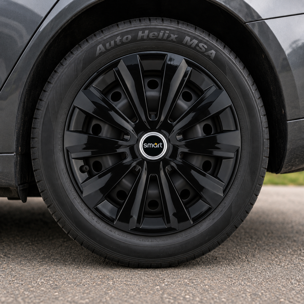 Set 4 Capace Roti, potrivite jantelor de R15, pentru Smart, model delta negru