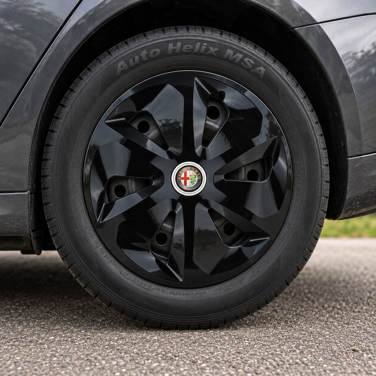 Set 4 Capace Roti Roco Negru R15, pentru Alfa Romeo, model roco negru