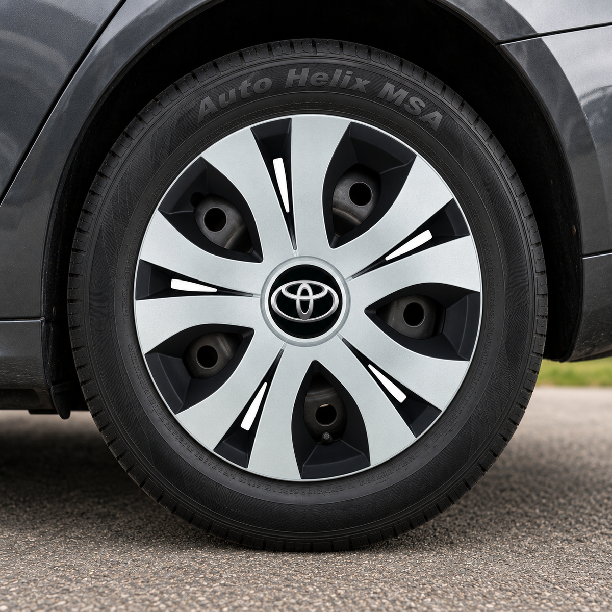Set 4 Capace Roti Top Gri-Negru R15, Compatibil Cu Toyota