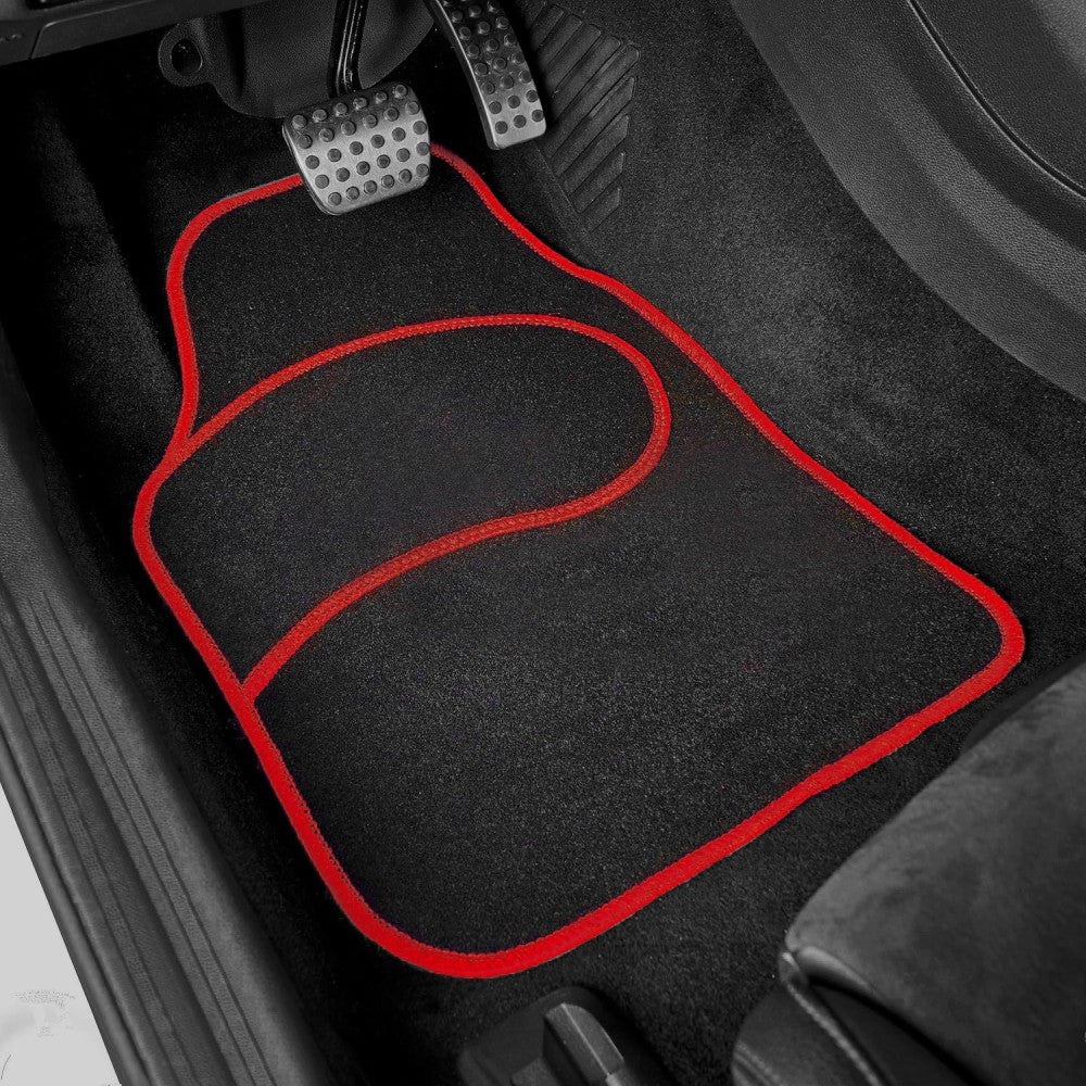 Set covorașe auto textile universale Carguard 64 x 44 cm | 44 x 29 cm - negru - roșu