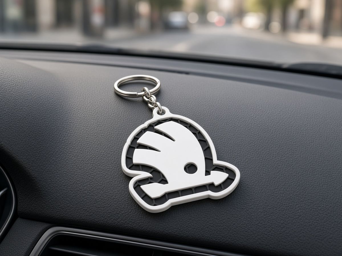 Breloc auto Skoda logo cu lanț și inel
