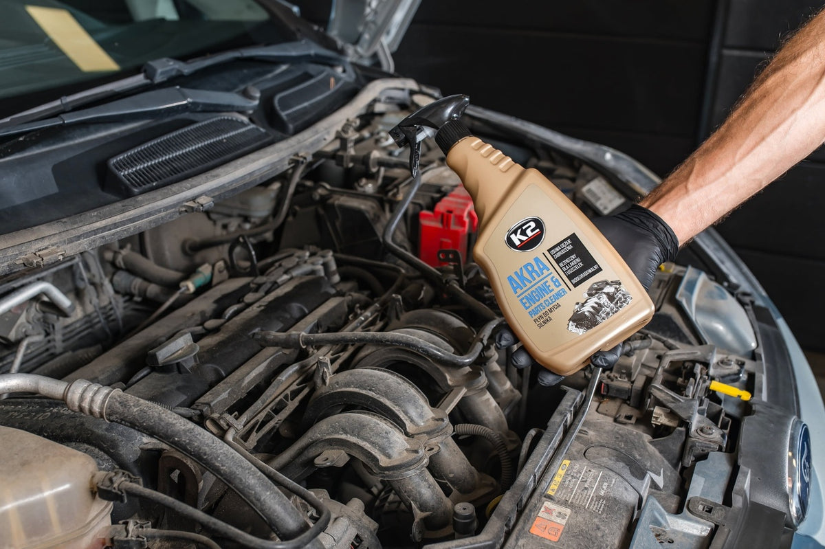 Solutie Premium Curatare si Degresare Compartiment Motor K2 Akra 750 ML
