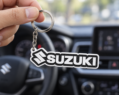 Breloc auto Suzuki inscripție cu lanț și inel