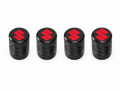 Set 4 Capacele Ventil Auto din Aluminiu cu Sigla Suzuki (Emblema Rosie) - Negru