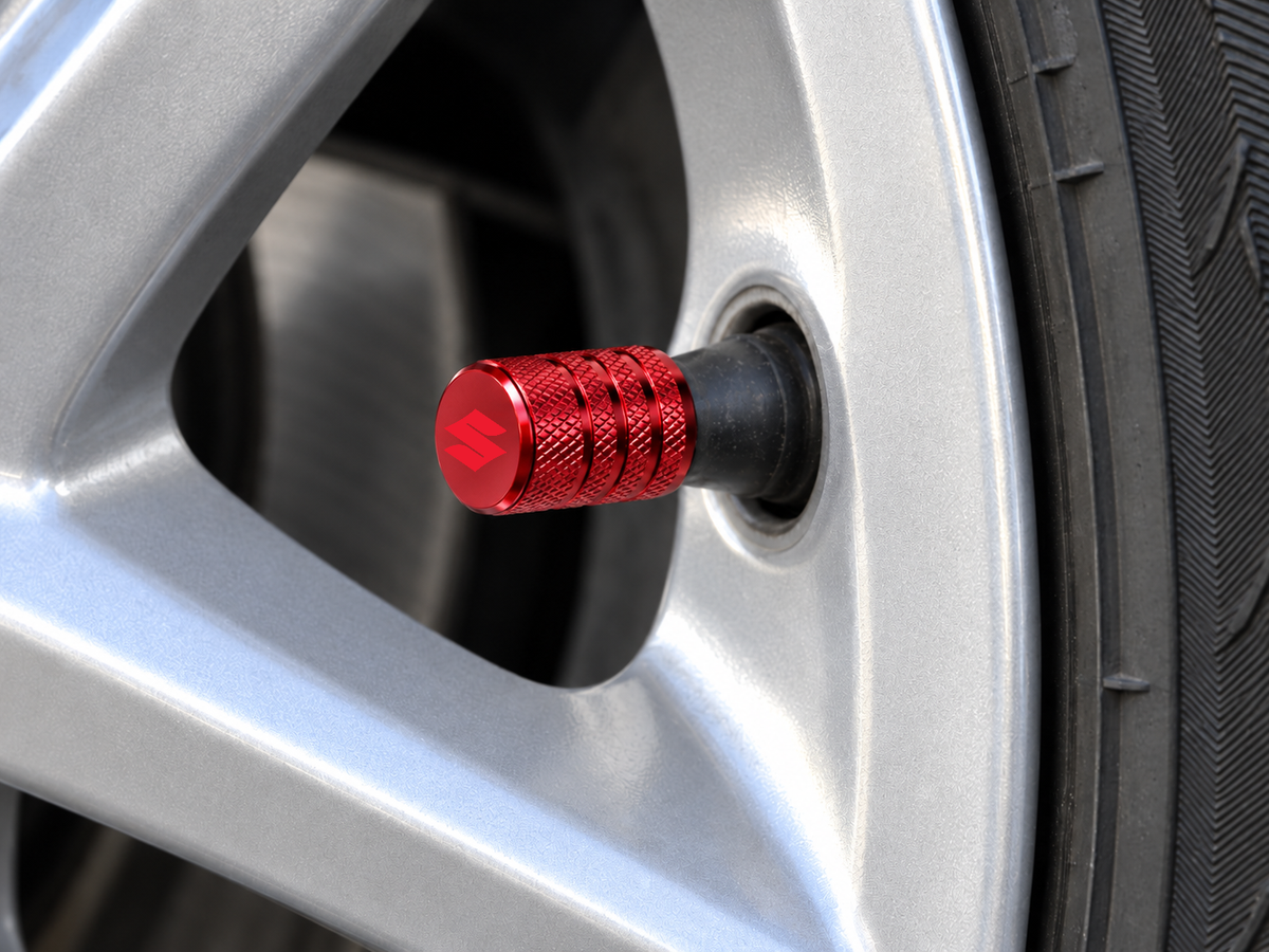 Set 4 Capacele Ventil Auto din Aluminiu cu Sigla Suzuki (Emblema Rosie) - Rosu