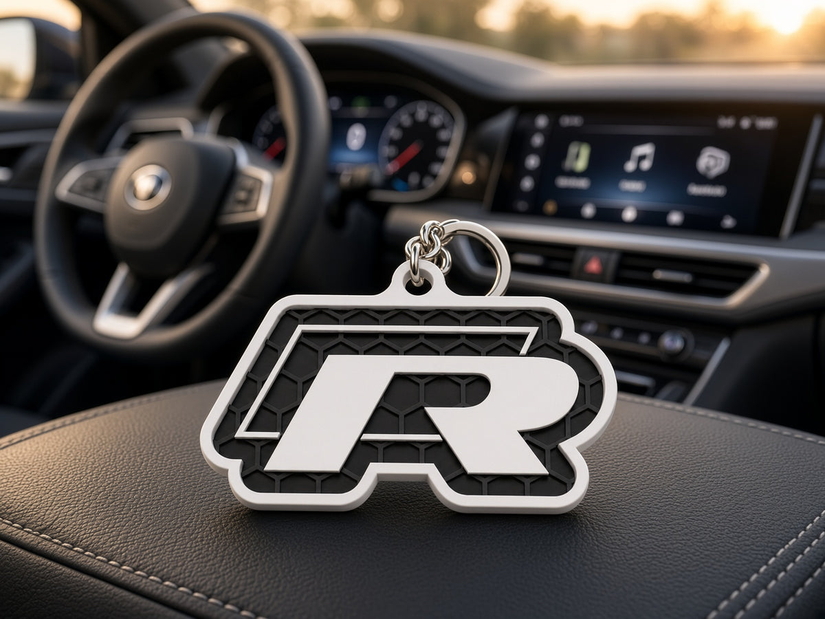 Breloc auto Volkswagen R cu lanț și inel
