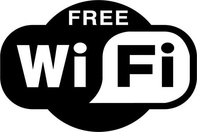 Камера за наблюдение с 3 обектива, WiFi или 4G, 12MP Ultra HD, PTZ 355°, 5X увеличение, цветно нощно виждане, двупосочно аудио